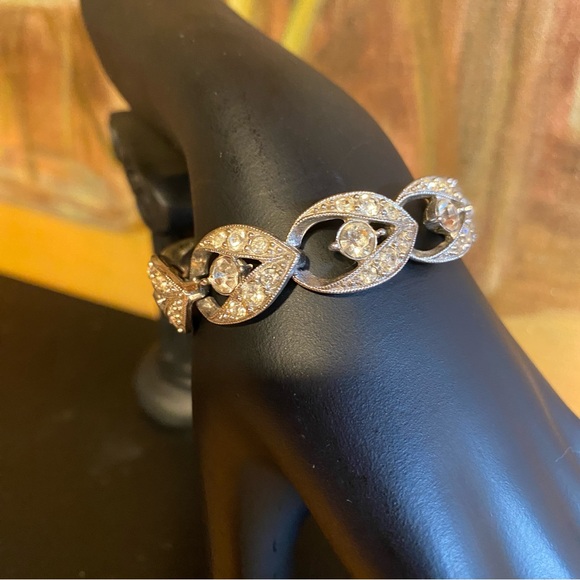 Beautiful Sarah Coventry Canada 6inch Rhinstone Bracelet Small - Picture 4 of 8